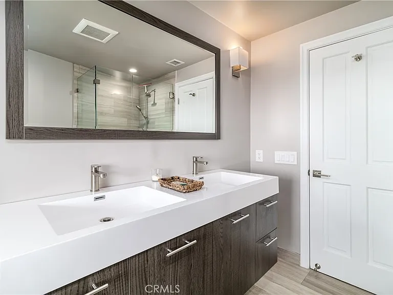 3546 Berry Dr — Photo 19