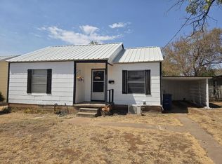1209 Beall St, Sweetwater, TX 79556