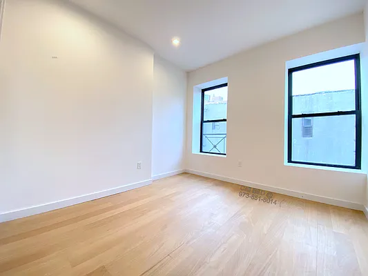 Rented by Bond New York | media 12