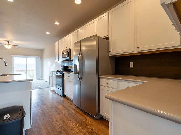 1606 Grand Overlook St — Photo 3