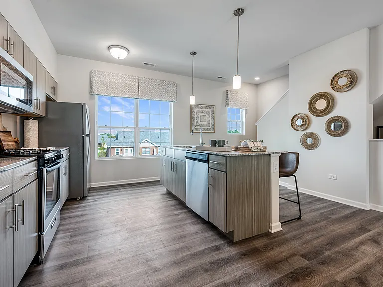 16966 Pond Willow Dr — Photo 8