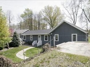 5414 E Paradise Rd, Battle Creek, MI 49014