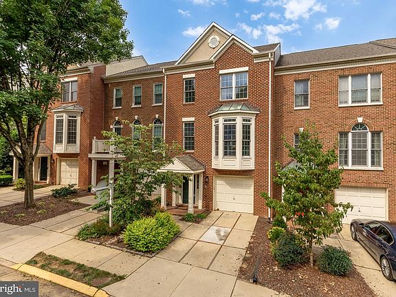 2nd image of 4024 Heatherstone Ct