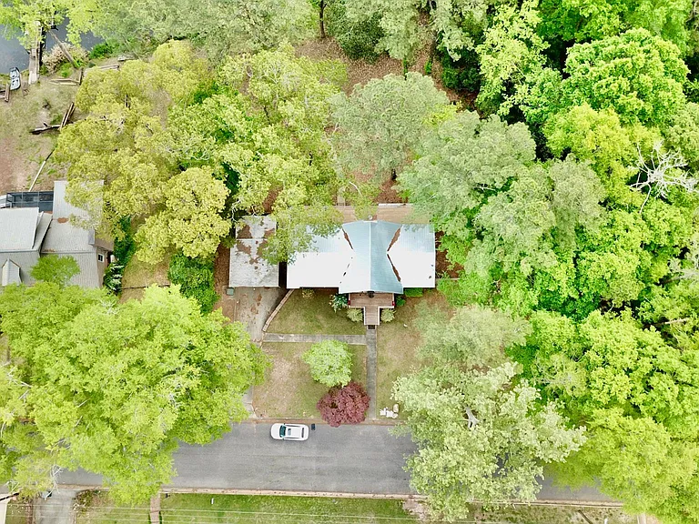 208 Timberlake Dr — Photo 24