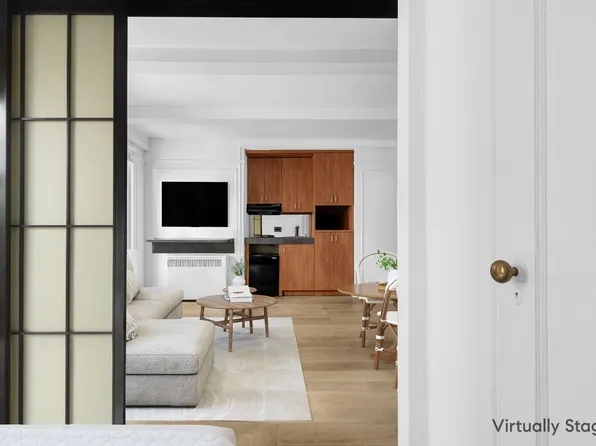 155 East 49th Street 3E image 3 of 7