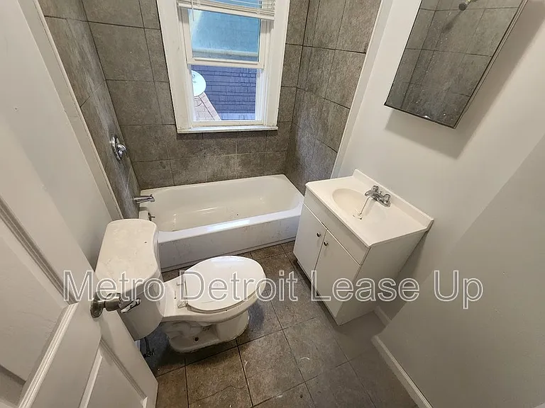 5527 Nottingham Rd #LOWER — Photo 10