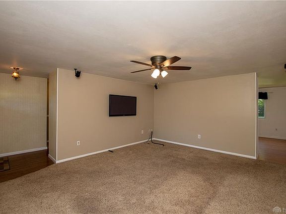 5th image of 2200 Mardell Dr