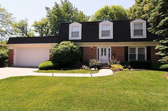 1st image of 813 Hayes Ave