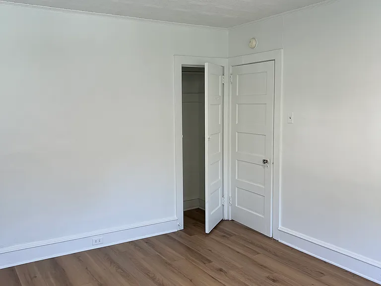 2729 Cedar Ln #3 — Photo 9