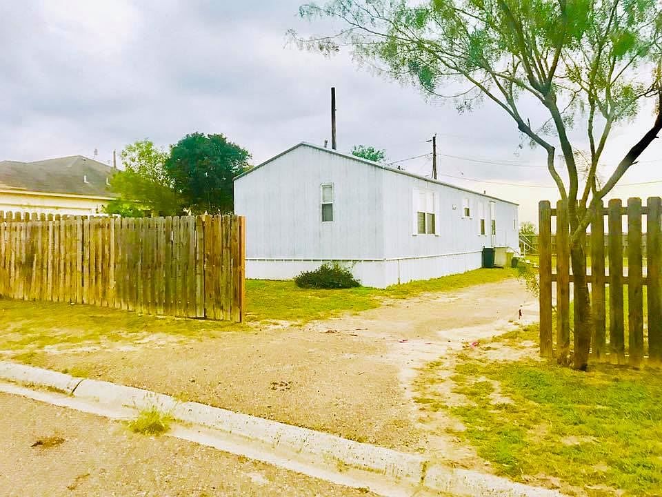 1st image of 101 Loma Verde Cir