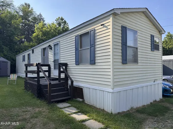 310 Boeing Dr, Duncansville, PA 16635
