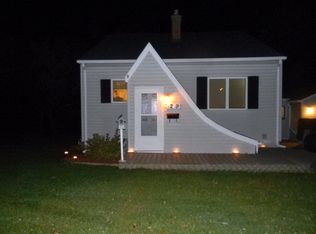 1219 Navarino St, Algoma, WI 54201