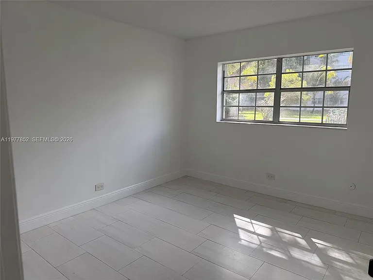 8107 SW 72nd Ave #125E — Photo 6