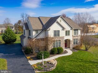 838 Greenbriar Rd, York, PA 17404