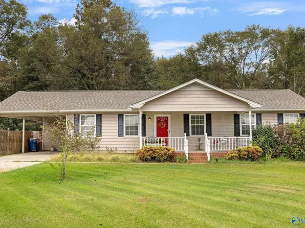 501 Deidra St, Albertville, AL 35950