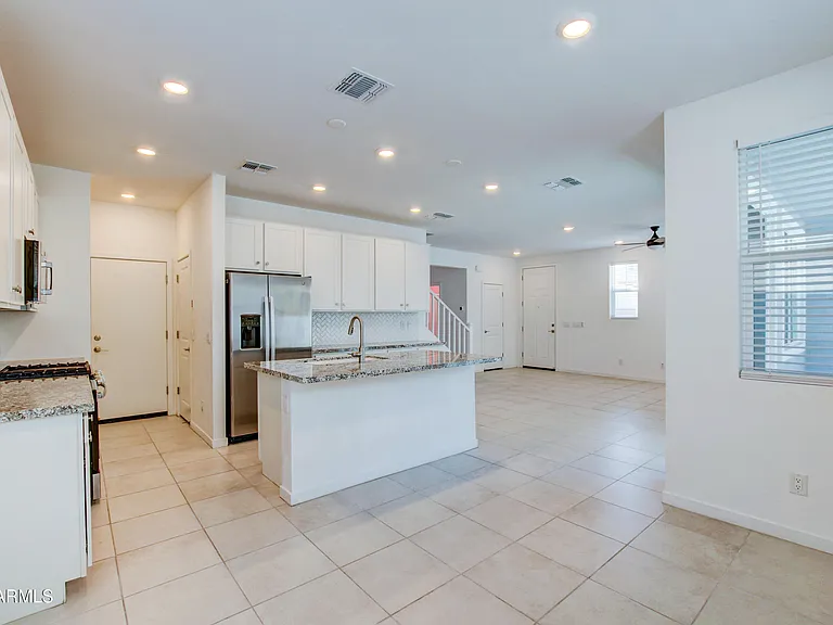 9902 E Tamery Ave — Photo 8