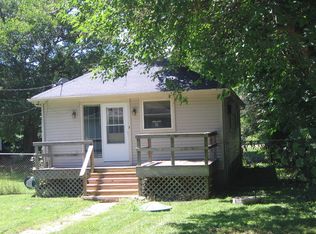 6101 Coachlight Ln, Spring Grove, IL 60081