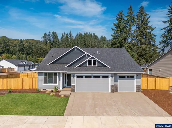 1145 Charming Pl NW, Albany, OR 97321