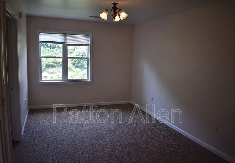 92 Drury Ln #H — Photo 4