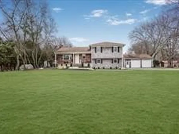 902 Wood St, Swansea, MA 02777