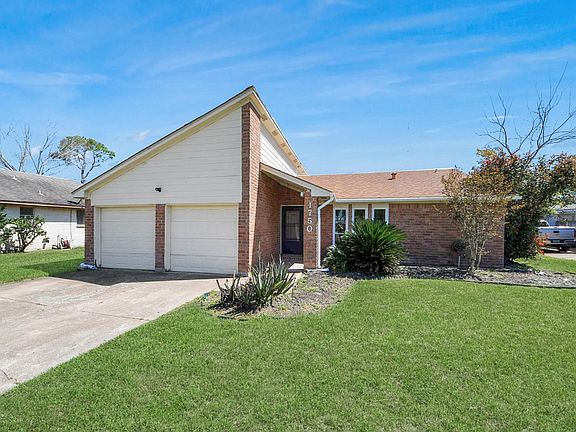 3rd image of 1750 Hilton Head Dr