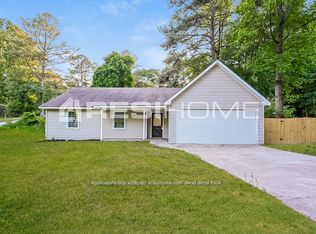 6445 Veracruse Dr, Morrow, GA 30260