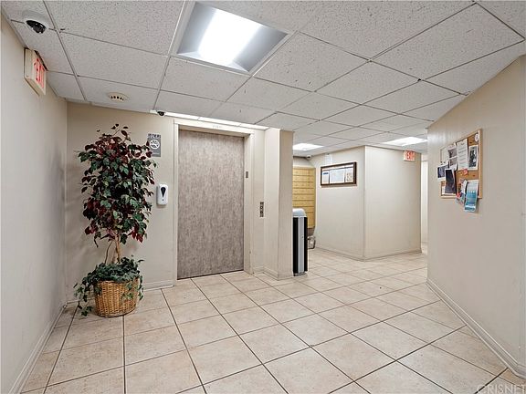 4th image of 7211 Cozycroft Ave Unit 65