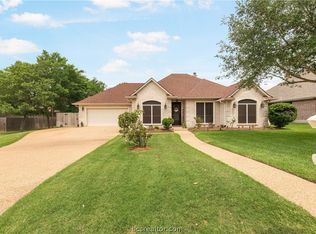 2151 Rockcliffe Loop, College Station, TX 77845