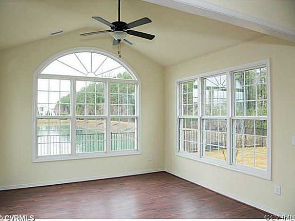 4th image of 938 Morattico Circle 14e Gln