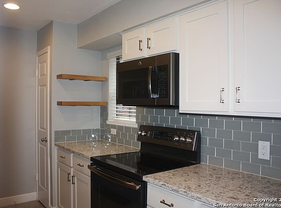 2nd image of 7930 Roanoke Run APT 1106