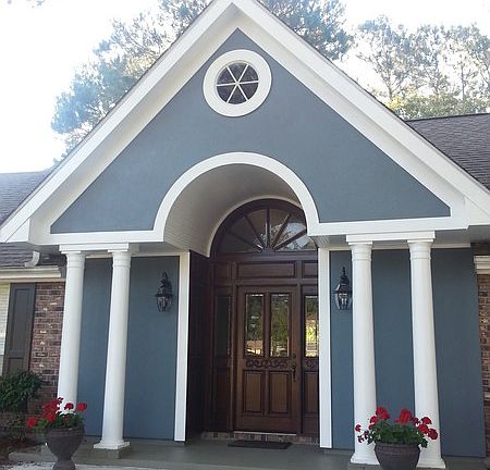 Gorgeous Entry