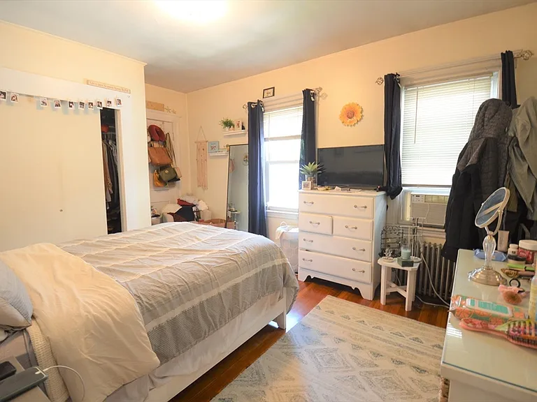 20 Hunnewell Ave #1 — Photo 2
