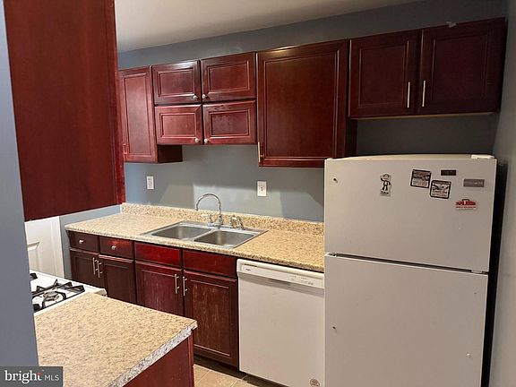 4th image of 7605 Fontainebleau Dr APT 2347