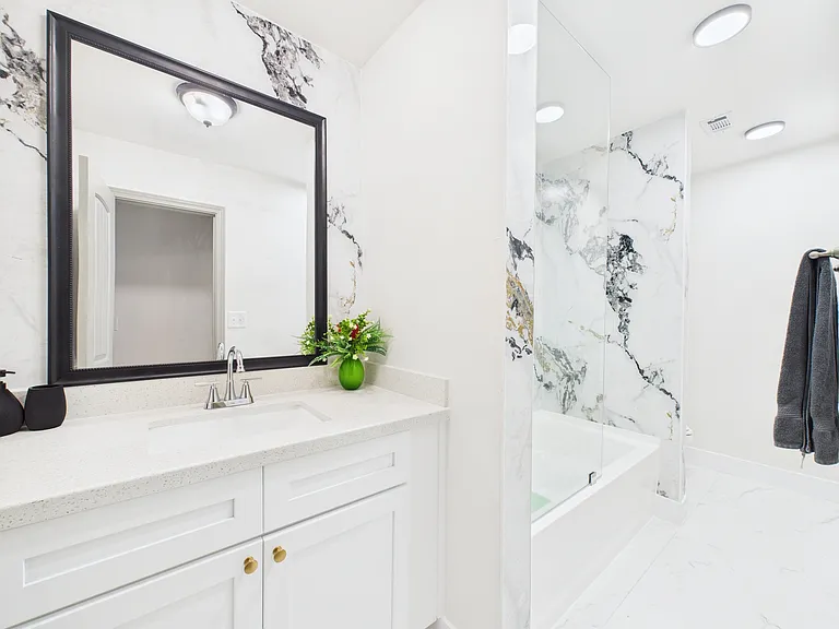 7836 Bateman Ln — Photo 29