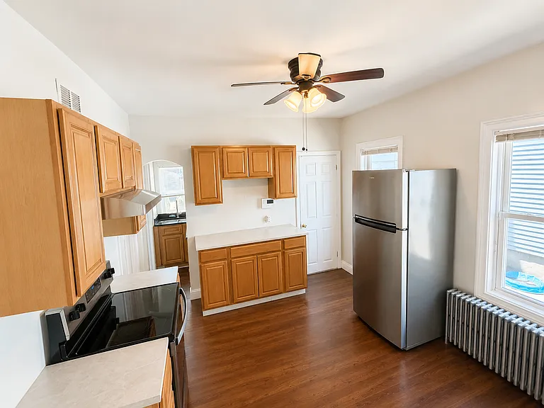 67 Greeley St #1 — Photo 2