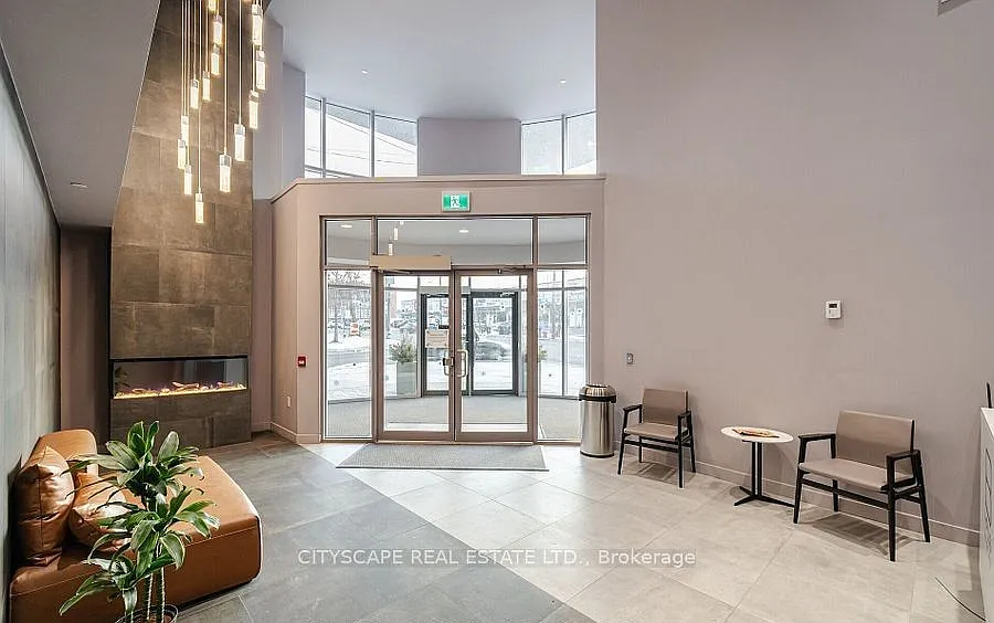 2 bed, $2,650 — Photo 3