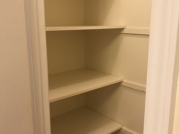 2nd image of 228 Bridgefield Pl #A
