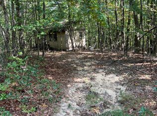830 Roberts Ln, Great Cacapon, WV