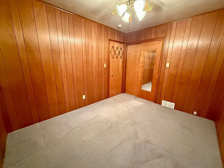 1316 Prospect Ave — Photo 15