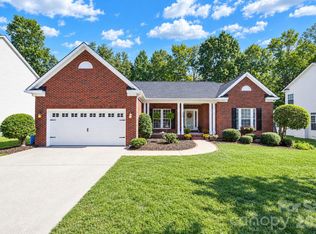 117 Doby Creek Ct, Fort Mill, SC 29715