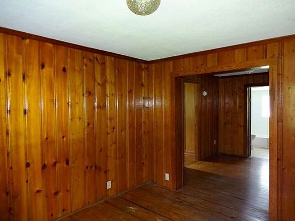 5th image of 127 Pansy St