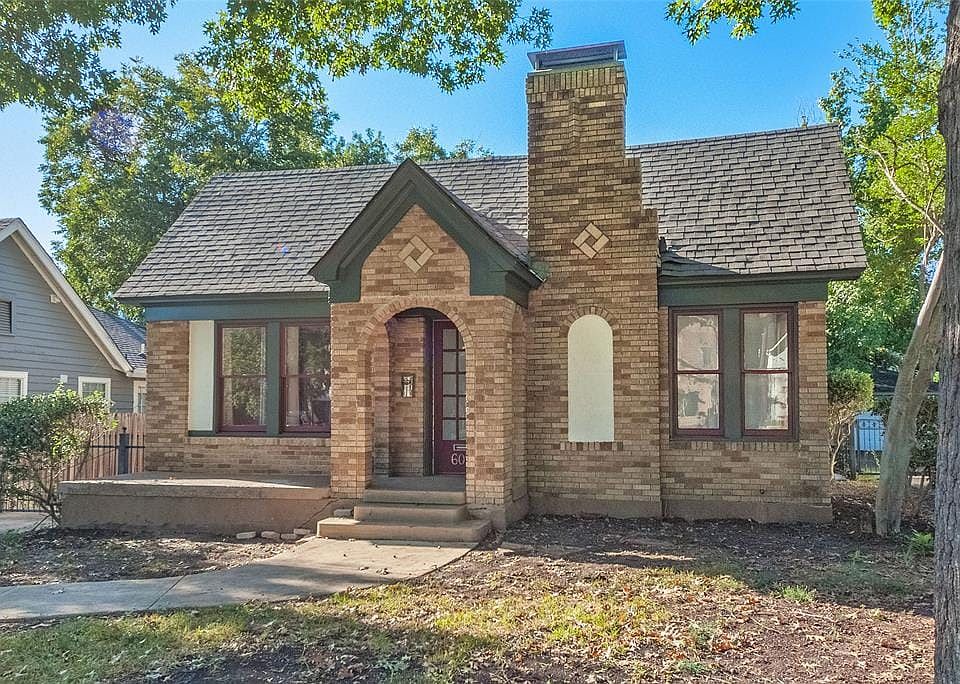 2nd image of 6022 Velasco Ave