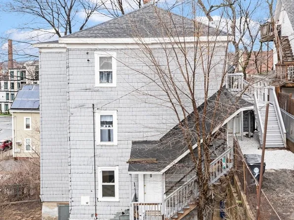 51 Myrtle St, Haverhill, MA 01832