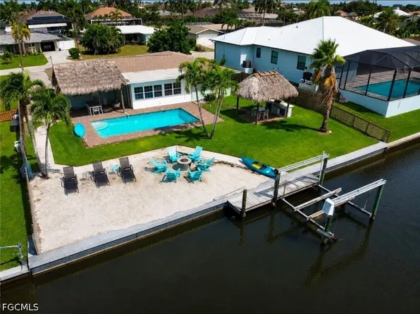 5314 Cobalt Ct, Cape Coral, FL 33904