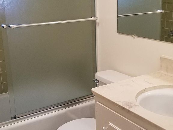 5th image of 969 N Downing St APT 409