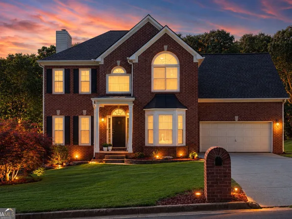 2932 Sunset View Cir, Suwanee, GA 30024
