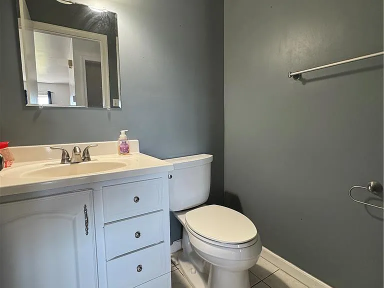 1633 E Cedar St — Photo 5