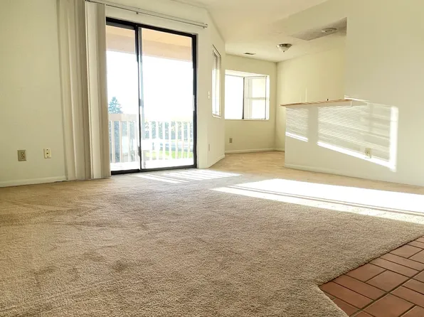 2196 Hedgerow Rd Unit I, Columbus, OH 43220