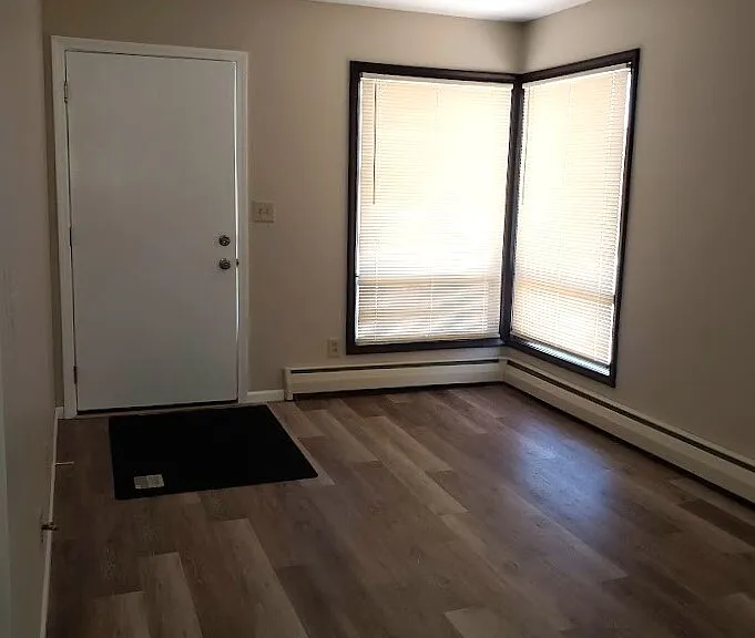 1831 Stinson Blvd #6 — Photo 1