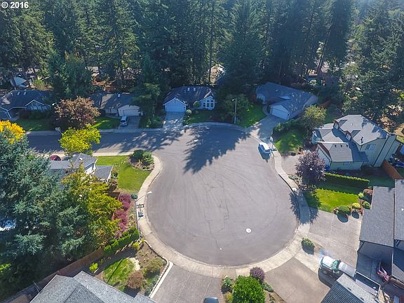 2nd image of 14805 NE 80th Cir